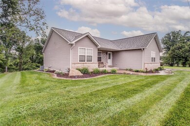 2610 Vandalia St, Collinsville, IL 62234 - photo 2