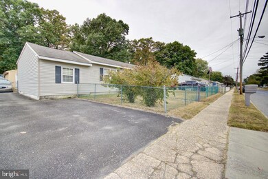 513 Berkeley Dr, Browns Mills, NJ 08015 - photo 3