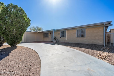 1522 S Harrison Rd, Tucson, AZ 85748 - photo 2