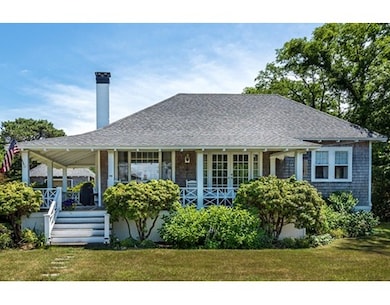 90 Meadow Ave, Oak Bluffs, MA 02568 - photo 2