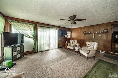 8000 S Maple Dr, Daleville, IN 47334 - photo 4