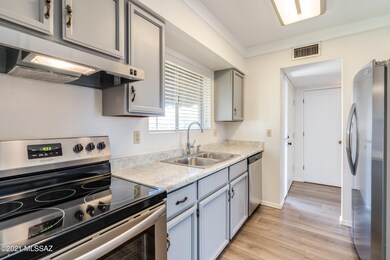 Jennie Ln-19