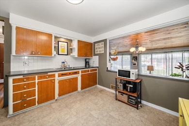 2511 E Marshall Ave, Spokane, WA 99207 - photo 4