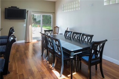 Your kitchen is alway light and bright with the sk