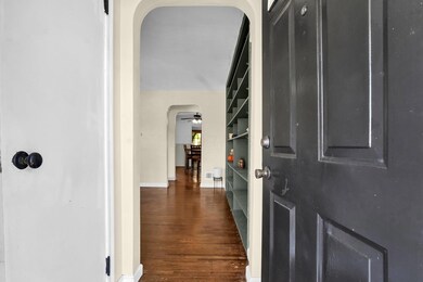 4-web-or-mls-1610-cedar-hill-rd