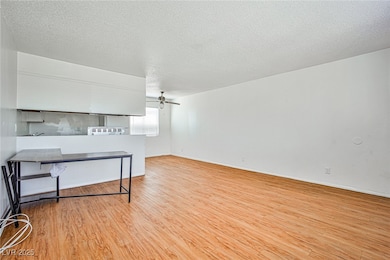 5816 Bromley Ave unit 6, Las Vegas, NV 89107 - photo 5