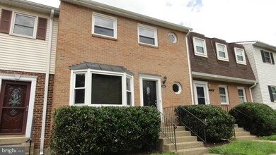 3004 Winter Pine Ct, Fairfax, VA 22031 - photo 2