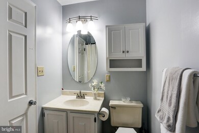 7109 Renwick Ct, Glen Burnie, MD 21061 - photo 4