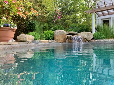 33 Llewellyn Way, Edgartown, MA 02539 - photo 5