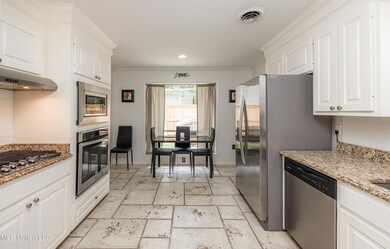 4151 Navajo Rd, Jackson, MS 39211 - photo 7