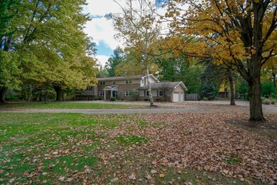 1304 Maycroft Rd, Lansing, MI 48917 - photo 4