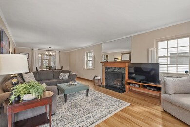 398 E Torrence Rd, Columbus, OH 43214 - photo 5