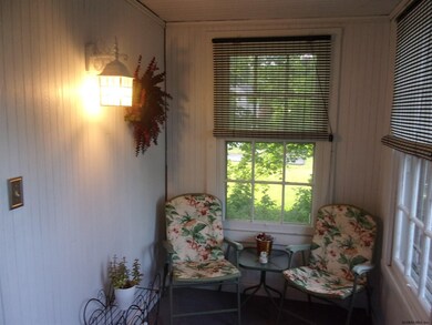 4 Worden St, Johnstown, NY 12095 - photo 5