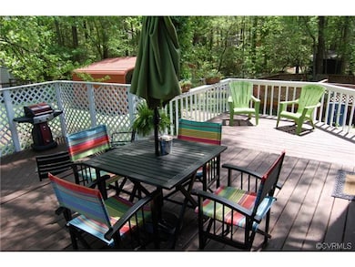 Multi-level deck