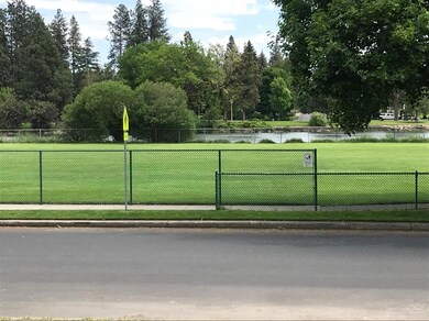 1325 NW Harmon Blvd, Bend, OR 97701 - photo 2