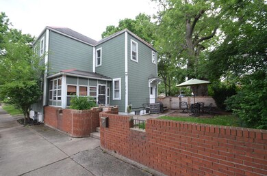 1223 Hunter Exterior