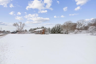 4 Broad Cove