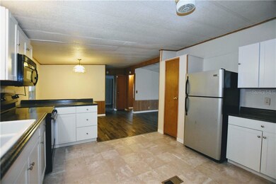 36141 Zinnia Ave, Zephyrhills, FL 33541 - photo 5