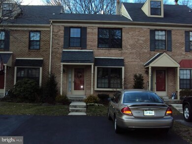 2116 Yorktown S, Norristown, PA 19403 - photo 2