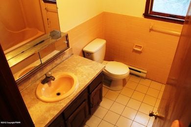 8 - 101 Mountain Dr unit 101, Mount Pocono, PA 18344 - photo 5