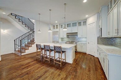 916 Yale St unit D, Houston, TX 77008 - photo 7