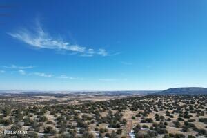 20230125192708979104000000