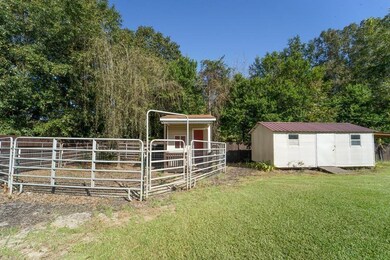 409 Hatcher Rd, Warner Robins, GA 31088 - photo 7