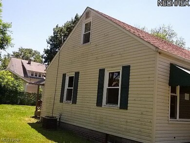 1530 Downing Ct NE, Canton, OH 44714 - photo 2