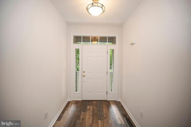 143 Harrison Cir, Locust Grove, VA 22508 - photo 4