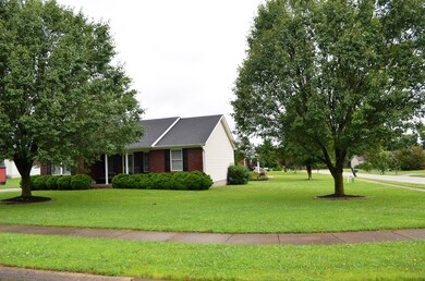 264 Forest Ridge Dr, Mount Washington, KY 40047 - photo 3