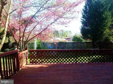 21308 Scarborough Dr, Lexington Park, MD 20653 - photo 2