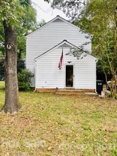 Side entrance off driveway
