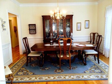 4 - Dining Room