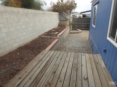 9305 Eastwind Cir, Bakersfield, CA 93306 - photo 7