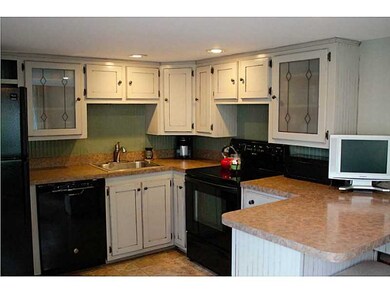 18 Field St, Taunton, MA 02780 - photo 7