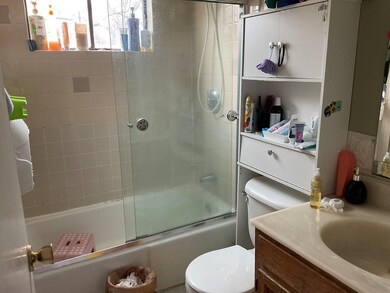 100 East Meadow unit 4, Lowell, MA 01854 - photo 5