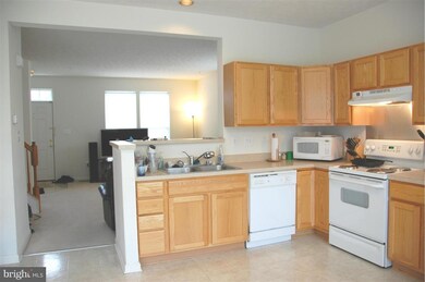 1501 Pangbourne Way, Hanover, MD 21076 - photo 4