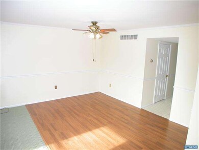 615 Delaware St unit 7, New Castle, DE 19720 - photo 3