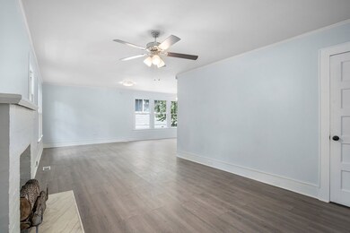 1601 N 5th Ave, Laurel, MS 39440 - photo 4