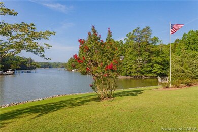 Beautifully Landscaped Yard!