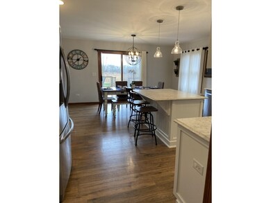 336 Morgan Valley Dr, Oswego, IL 60543 - photo 4