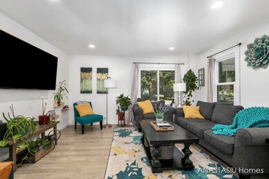 350 E SUPERIOR WAYLAND