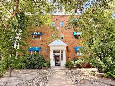 1915 Colonial Ave unit 3, Norfolk, VA 23517 - photo 4