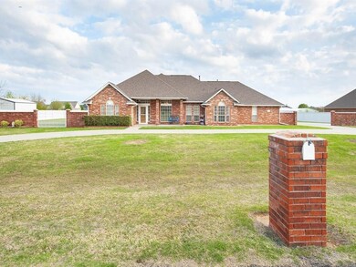 2108 NE 15th St, Moore, OK 73160 - photo 6