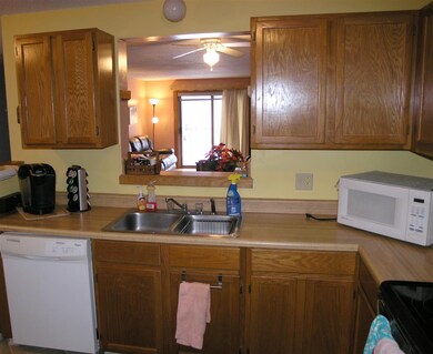 153 Pollard Rd unit 13, Lincoln, NH 03251 - photo 5