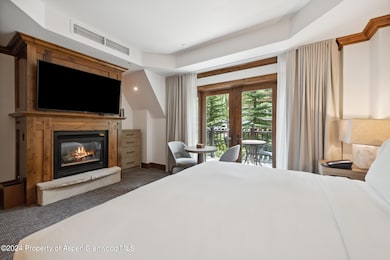 44cFireplace