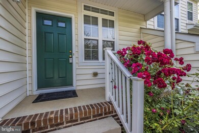 9738 Evening Bird Ln, Laurel, MD 20723 - photo 2