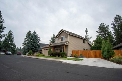 60814 Sawtooth Mountain Ln, Bend, OR 97702 - photo 2