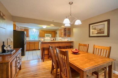 341 Johnny Appleseed Ln, Leominster, MA 01453 - photo 6