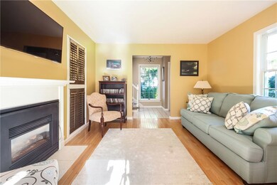 211 Sweet Allen Farm Rd, Wakefield, RI 02879 - photo 5